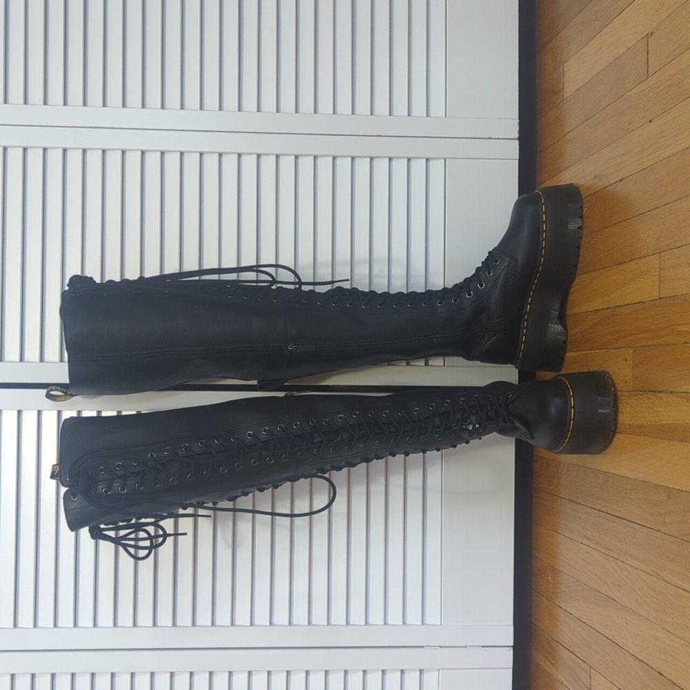 Dr Martens Azreya EU 37 US 6 UK 4